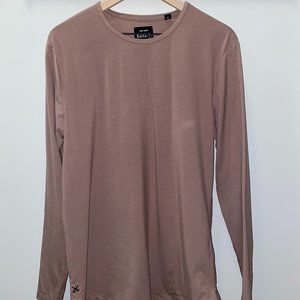 Cuts Clothing Long Sleeve Crew Curve-Hem
